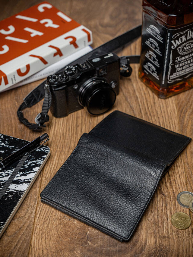 Skórzany portfel męski z ochroną kart RFID Protect