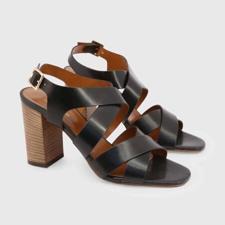 Sandały marki Made in Italia model LOREDANA kolor Czarny. Obuwie Damskie. Sezon: Wiosna/Lato